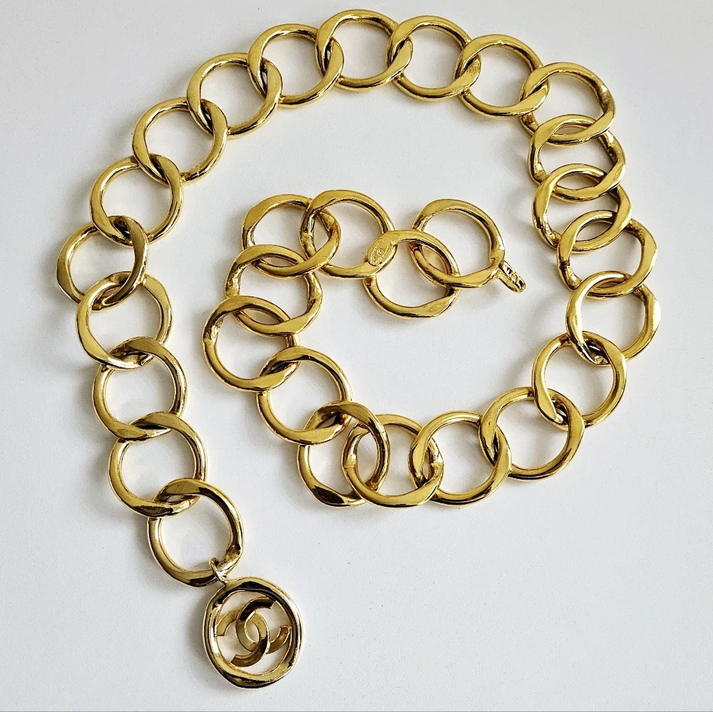 Chanel Gold-plated Large Runway Chain-link CC Medallion Belt
